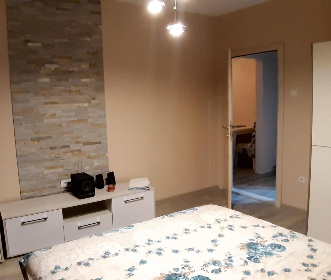 Lux Apartman ชาชาค ภายนอก รูปภาพ
